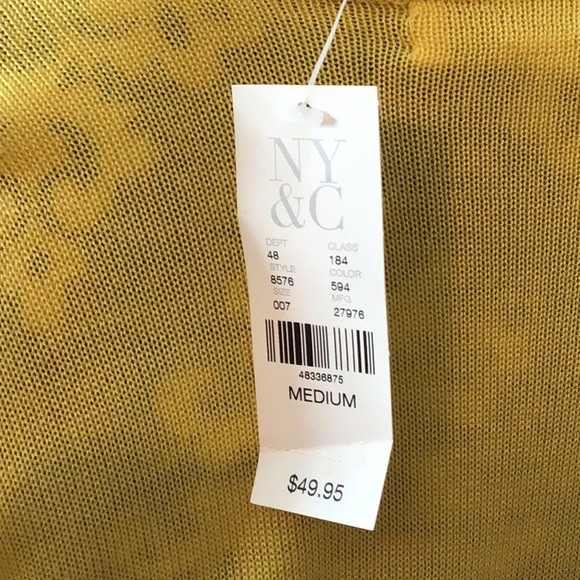 NWT NY&C Sweater Size Medium - Picture 3 of 3